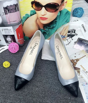 CHANEL Shallow mouth kitten heel Shoes Women--019